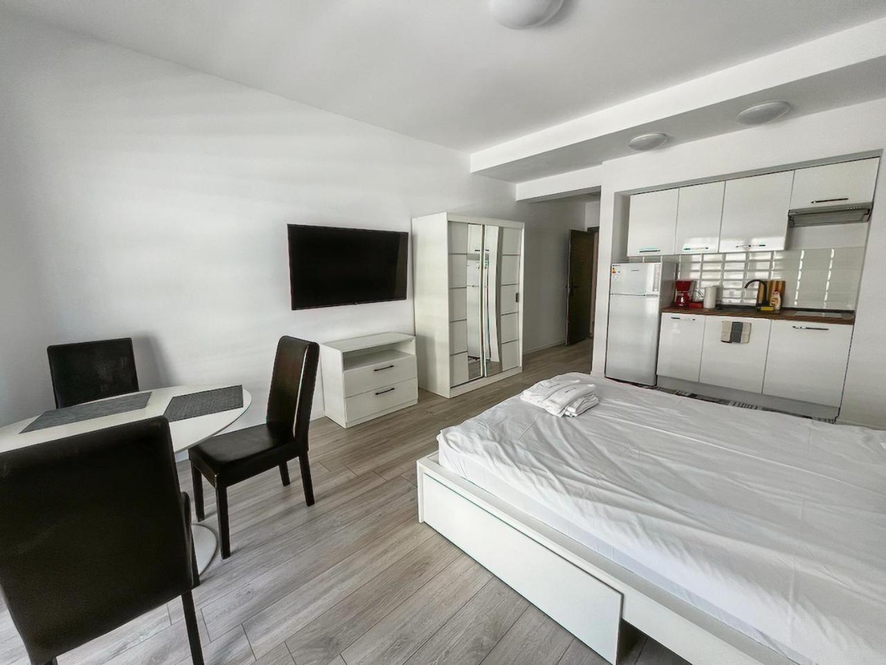 Black Sea Booking - Helsinki مامايا المظهر الخارجي الصورة
